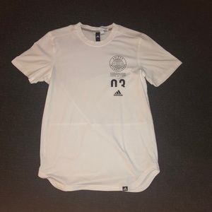 Adidas steeetwear tee